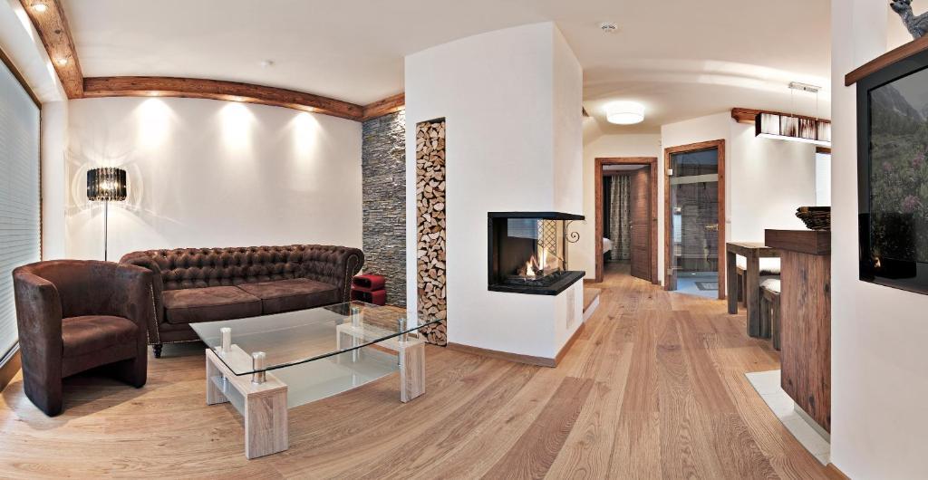 Alpenchalet Bruecke Mayrhofen Oda fotoğraf